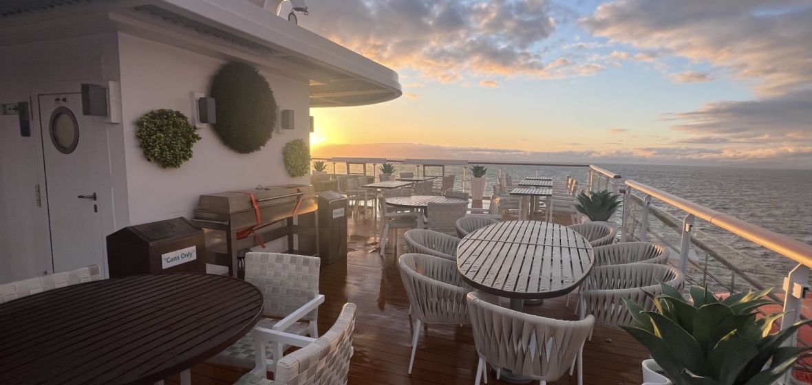 Bellingshausen Sea / Peter I Island + Ellsworth Land - incl. helicopters